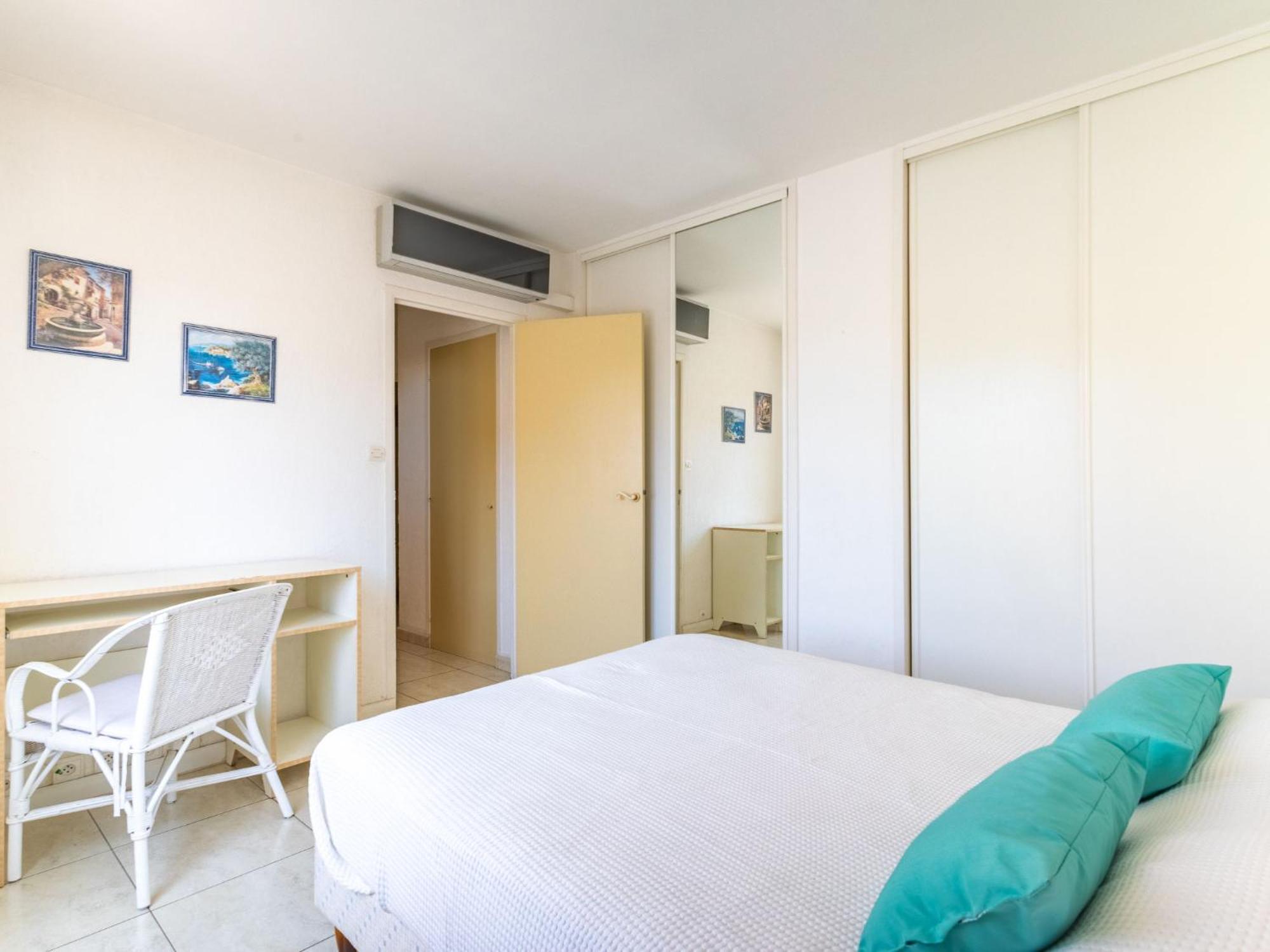 Apartment Les Ilaires By Interhome Le Lavandou Exterior foto